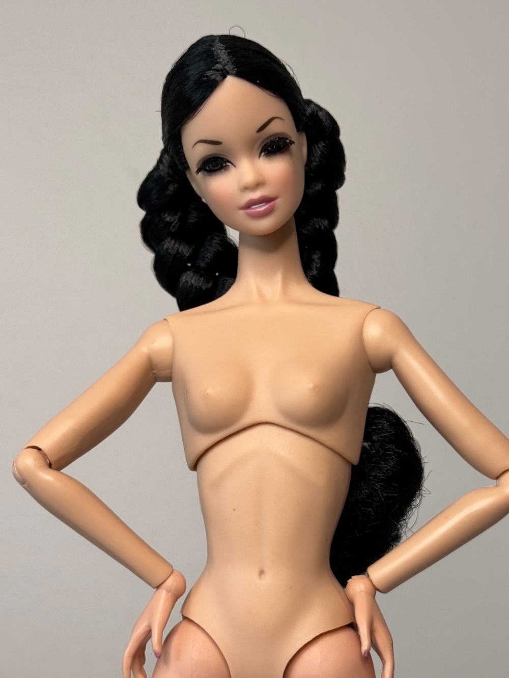 Integrity Spooky Sooki Dynamite Girls 2008 Fashion Doll Brunette Articulated IT